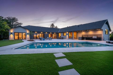 Photo of 655 Hayne Road, Hillsborough, CA 94010 (MLS # ML82044447)