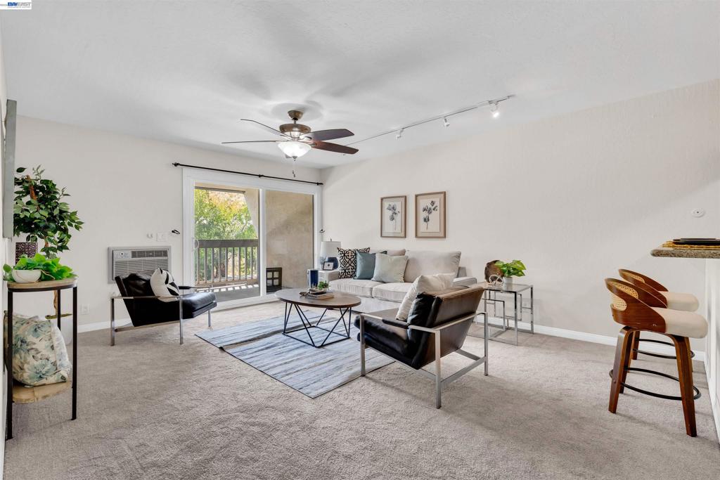 1087 Murrieta Blvd 339