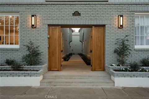 Photo of 1822 E 2nd #6, Long Beach, CA 90802 (MLS # PW26059504)