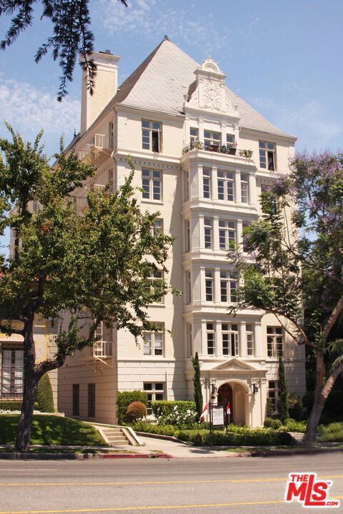 Photo of 1360 N Crescent Heights Boulevard #3C, West Hollywood, CA 90046 (MLS # 26724647)