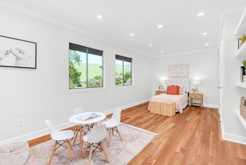 Tiny photo for 3270 Paseo Vista Avenue, San Martin, CA 95046 (MLS # ML82037566)