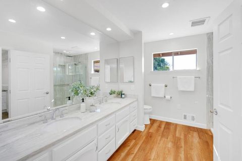 Tiny photo for 3270 Paseo Vista Avenue, San Martin, CA 95046 (MLS # ML82037566)