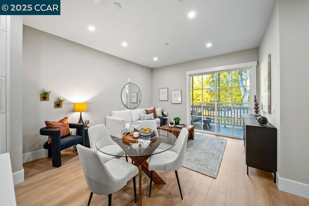 DANVILLE - Residential