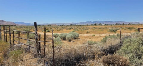 Photo of 0 20th Street East, Mojave, CA 93501 (MLS # SR26058422)