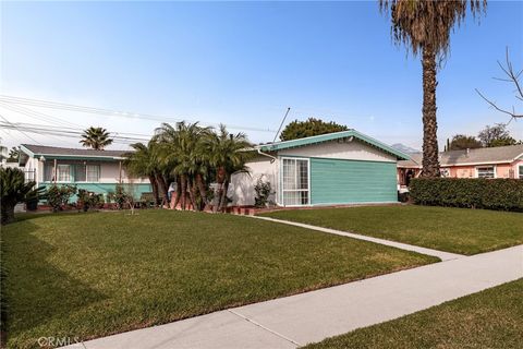 Photo of 911 E La Verne, Pomona, CA 91767 (MLS # CV26034111)