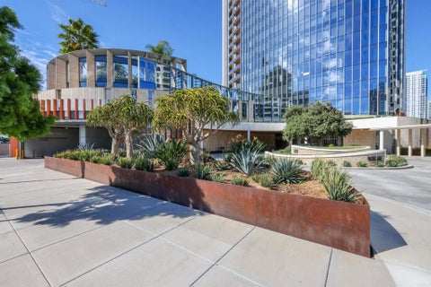 Tiny photo for 888 W E Street St #3902, San Diego, CA 92101 (MLS # PTP2604338)
