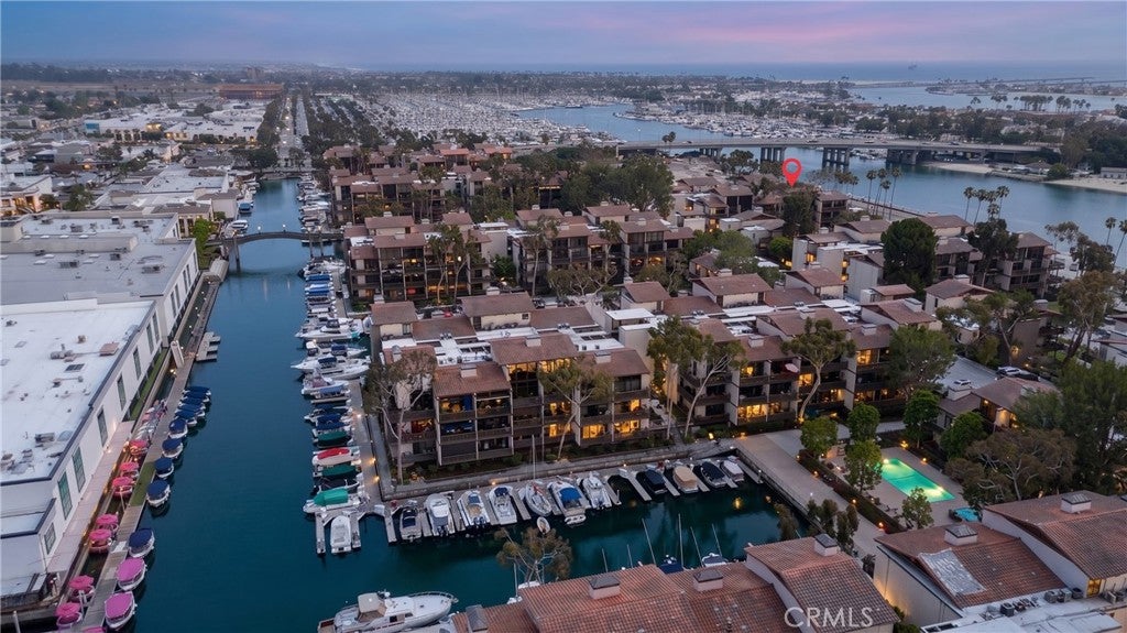 8208 Marina Pacifica DR N, Long Beach CA 90803