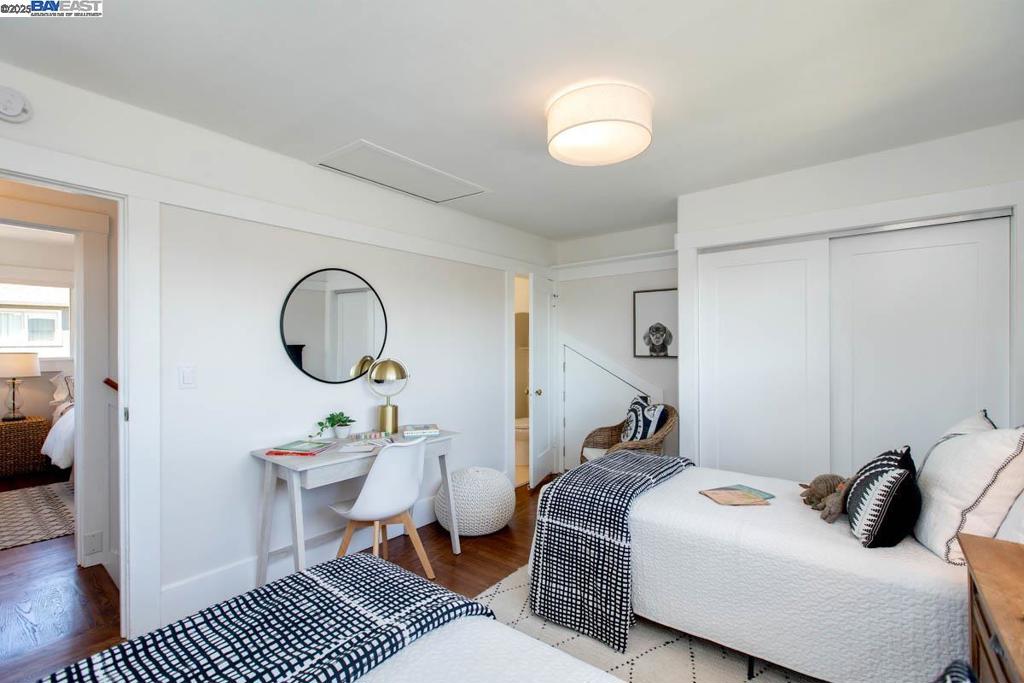 EAST END - Residential