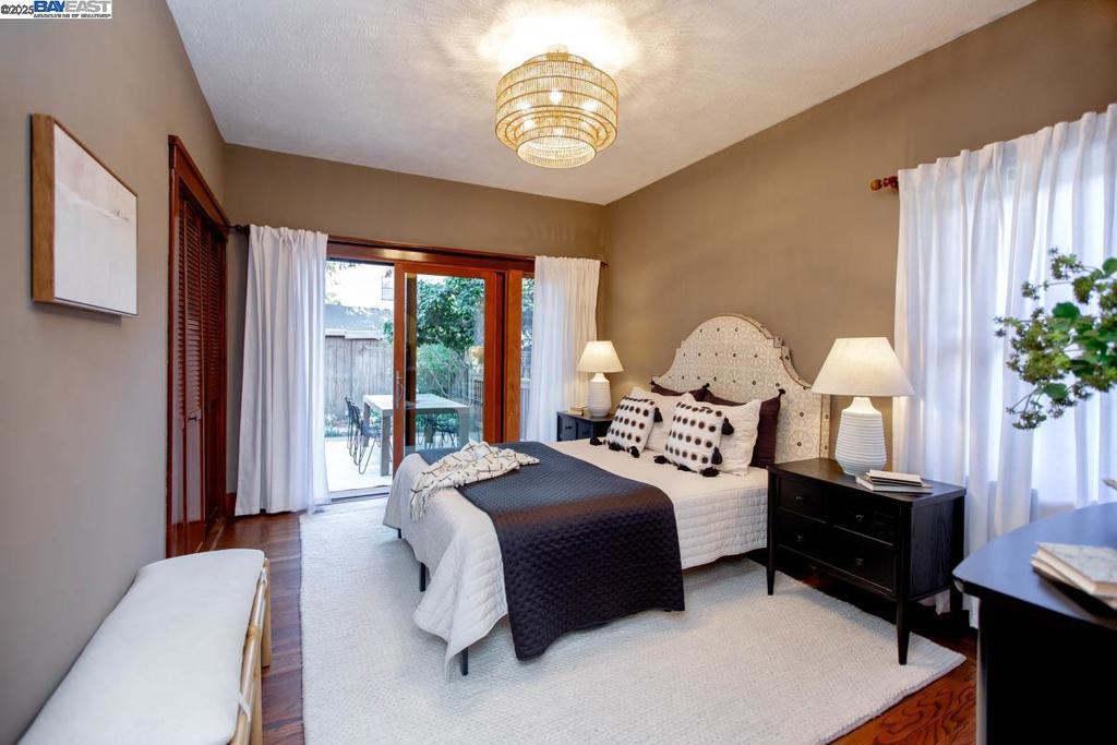 EAST END - Residential
