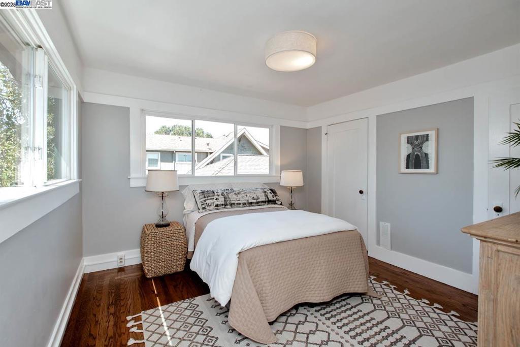 EAST END - Residential