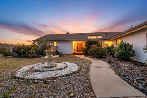 Photo of 13676 Bear Mountain Way Way, Jamul, CA 91935 (MLS # 260010214SD)