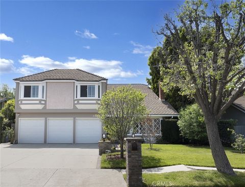 Photo of 21316 Nashville, Chatsworth, CA 91311 (MLS # SR26076281)