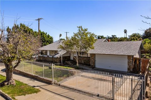 Photo of 15030 Astoria Street, Sylmar, CA 91342 (MLS # SR26051011)