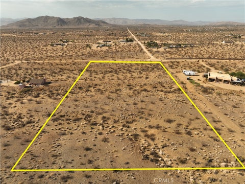 Photo of 60120 La Brisa Drive, Joshua Tree, CA 92252 (MLS # JT26232025)