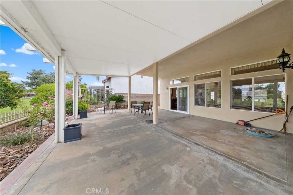 1932 Pecan Tree Street
