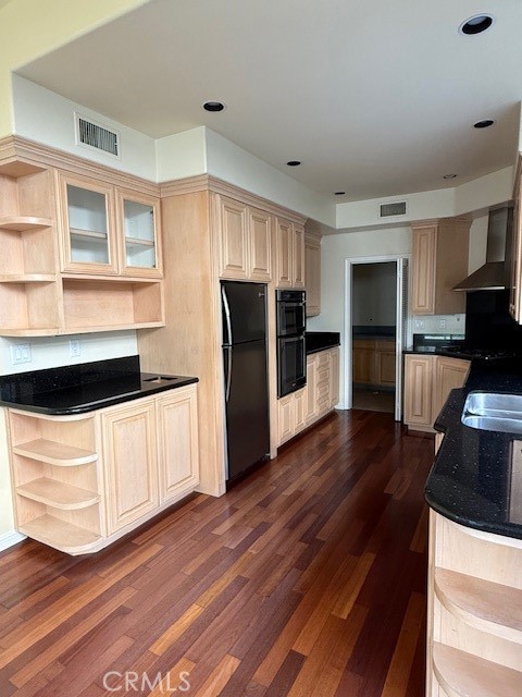 Presidio (PRES) - Residential Lease