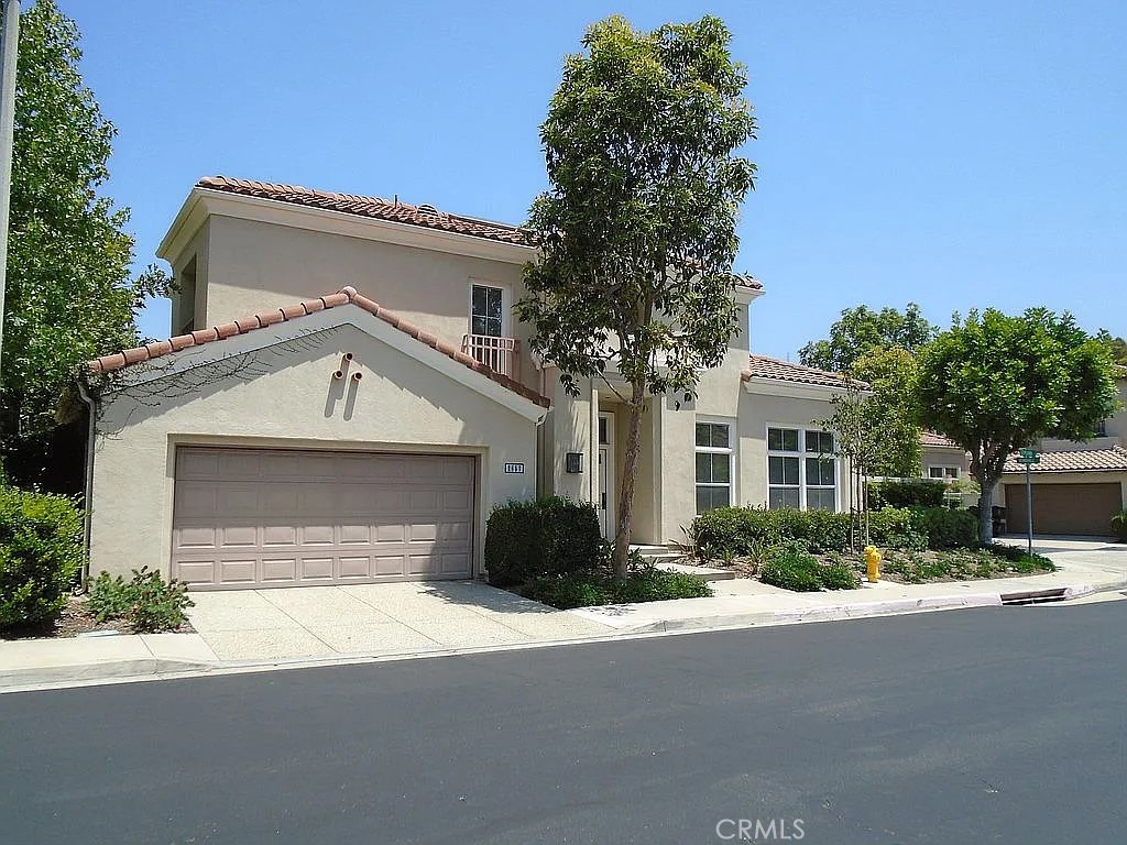 This beautiful 3 bedrooms, 2.5 baths home located in the Presidio community of Tustin Ranch. Features include granite countertops, wood floors, spacious rear and side yards. Near freeway, shopping and park. Short distance to award winning Peters Canyon elementary and Pioneer middle school. Attached 2 car garage, association pool.
