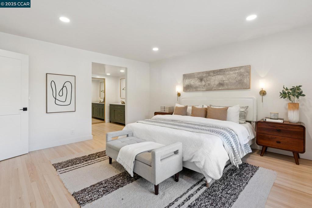 THE WOODLANDS - Residential