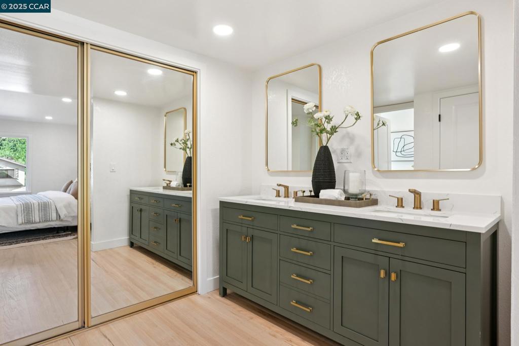 THE WOODLANDS - Residential