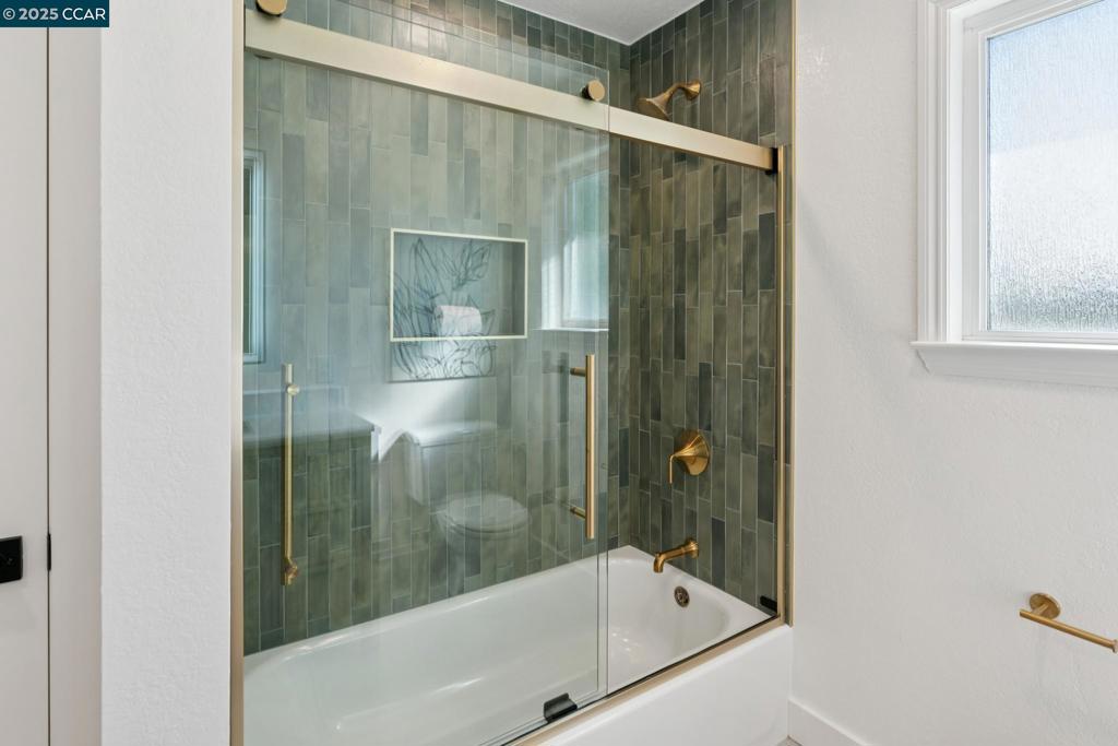 THE WOODLANDS - Residential