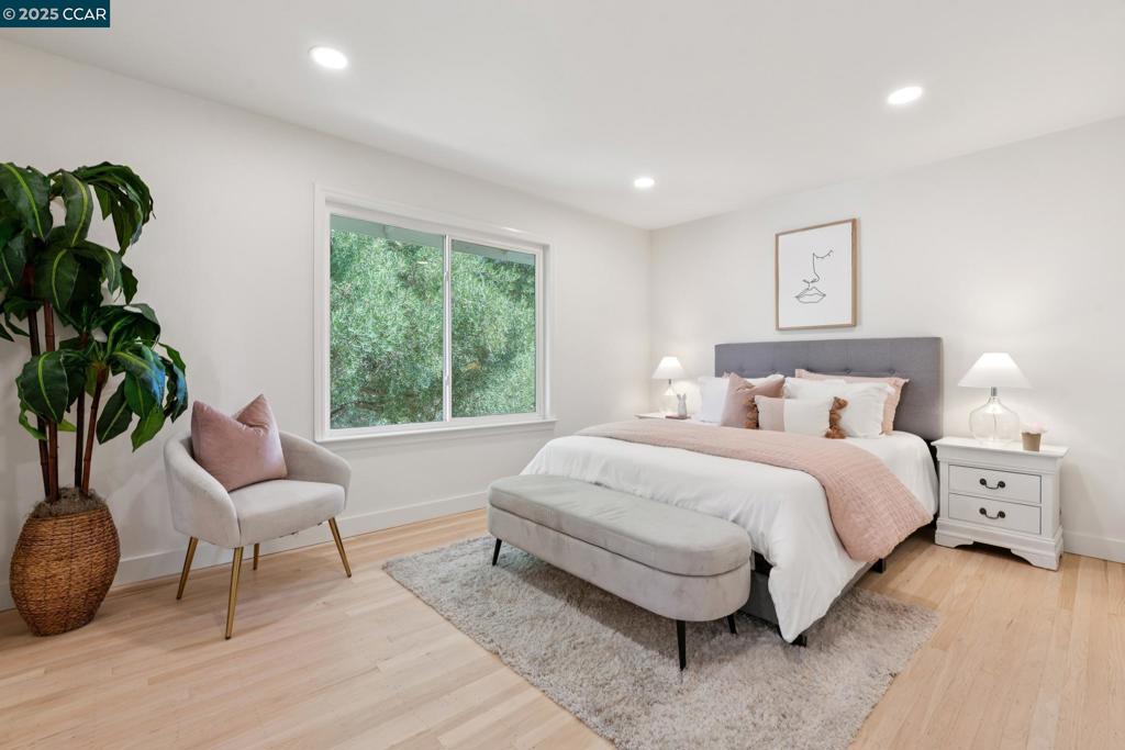 THE WOODLANDS - Residential