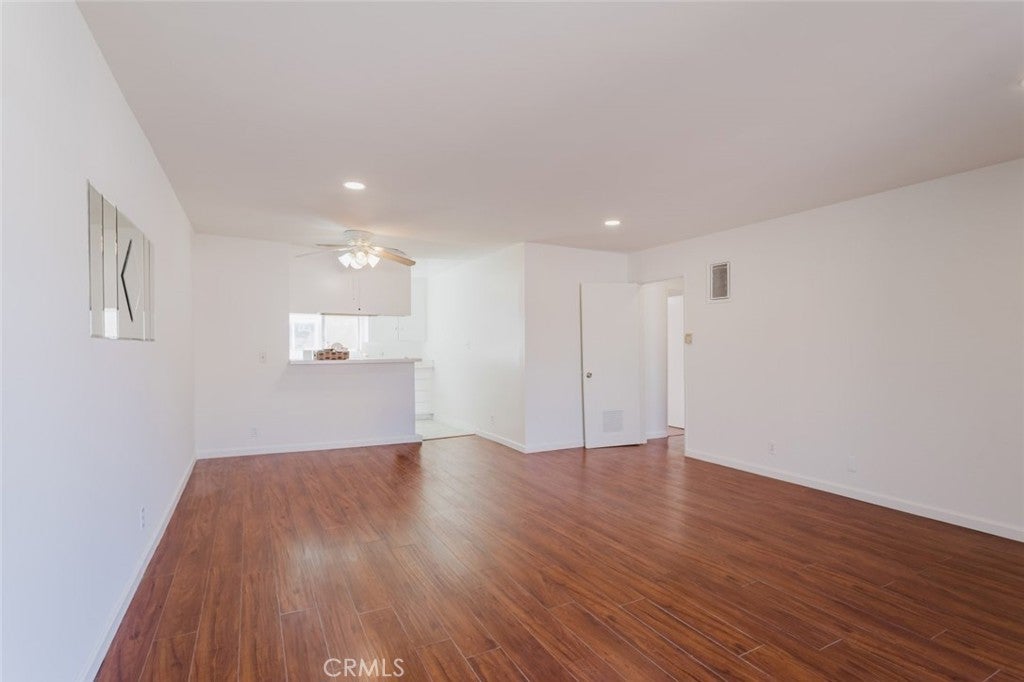 10035 Sepulveda Boulevard