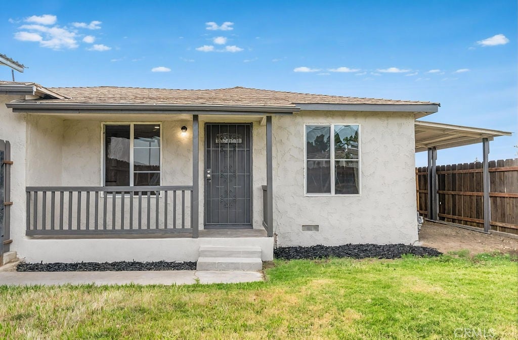 942 W Childs