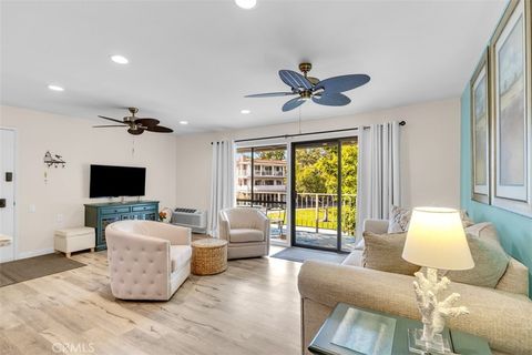 2096 Ronda Granada O Laguna Woods CA 92637