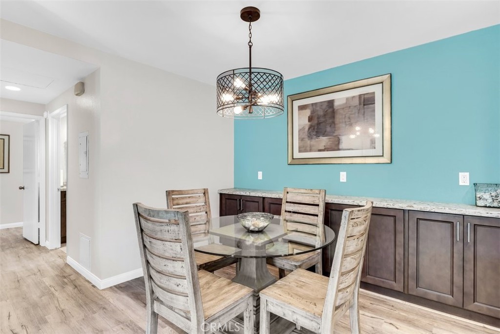 2096 Ronda Granada O