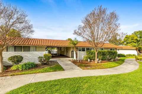 Photo of 2096 Ronda Granada #O, Laguna Woods, CA 92637 (MLS # LG25278885)