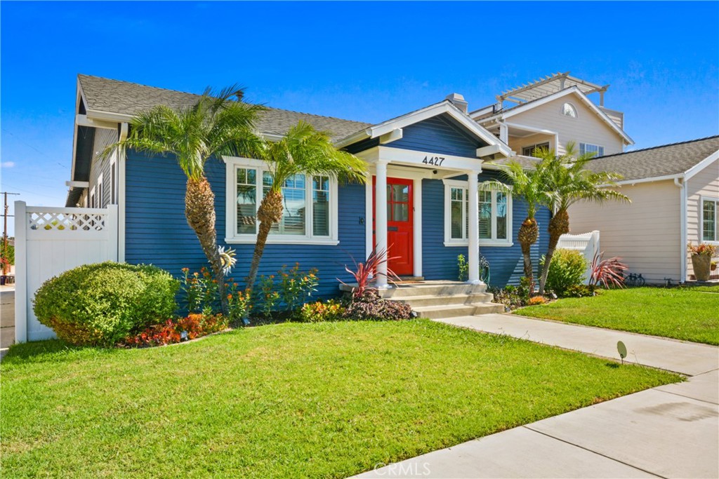 4427 E Vista Street