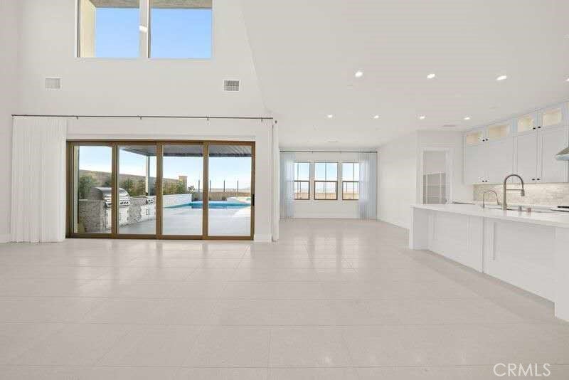 133 Drumbeat, Irvine CA 92618 - Photo 7