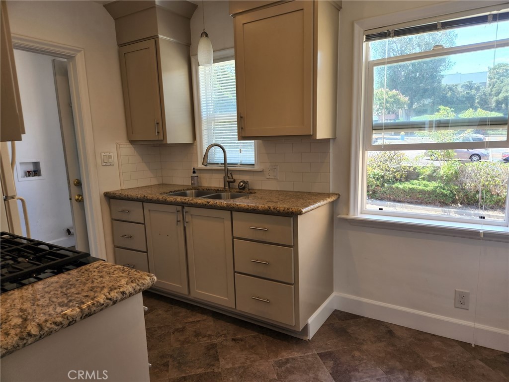 118 Whiting Street 3