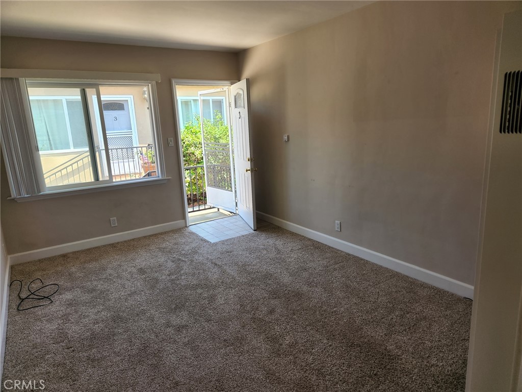 118 Whiting Street 3