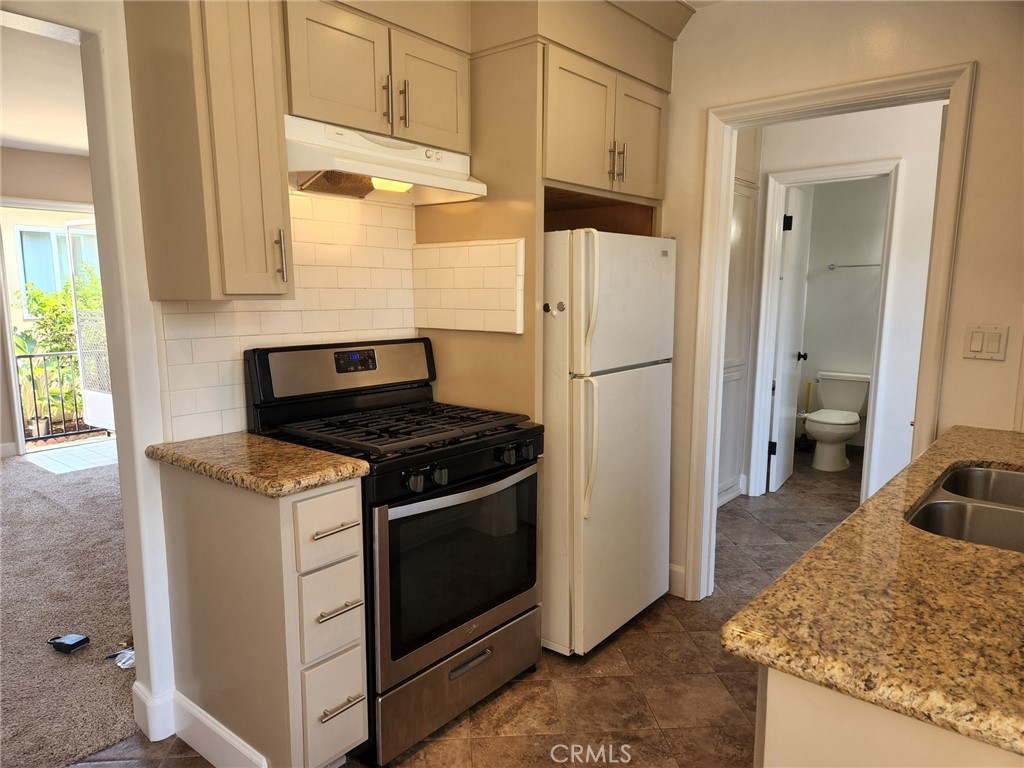 118 Whiting Street 3