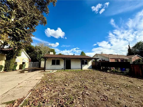 3271 N Stoddard Ave N, San Bernardino, CA 92405 - MLS#: CV25262642
