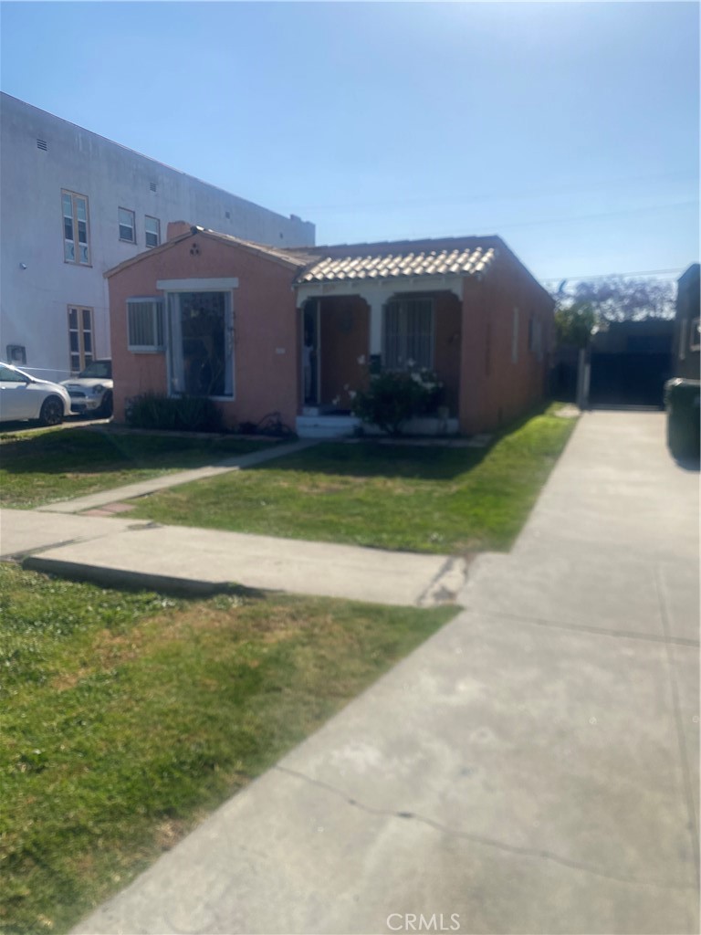 3519 S Norton