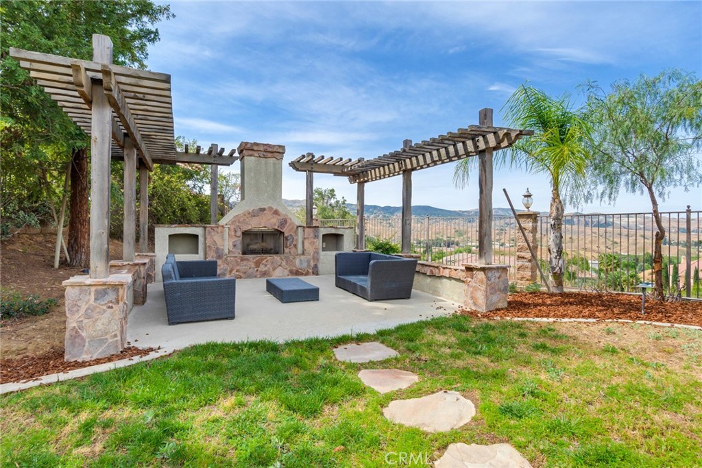 Redlands, California, 92373, United States, 4 Bedrooms Bedrooms, ,4 BathroomsBathrooms,Residential,Active,2036671