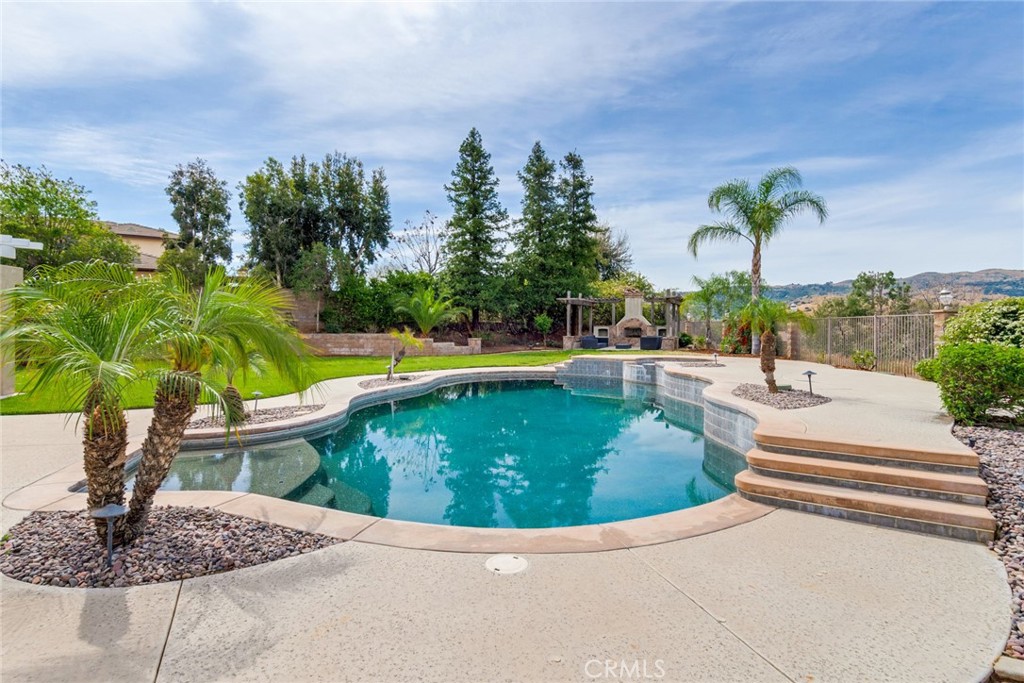 Redlands, California, 92373, United States, 4 Bedrooms Bedrooms, ,4 BathroomsBathrooms,Residential,Active,2036671