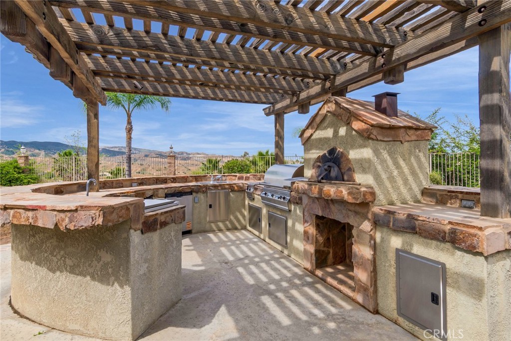 Redlands, California, 92373, United States, 4 Bedrooms Bedrooms, ,4 BathroomsBathrooms,Residential,Active,2036671