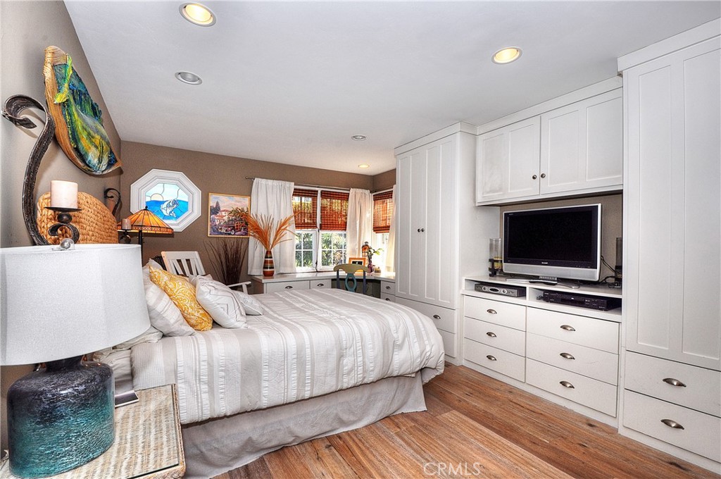 Cyprus Shore (CS) - Residential Lease