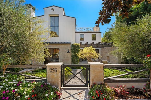 Photo of 226 Poinsettia Avenue, Corona Del Mar, CA 92625 (MLS # NP26221664)