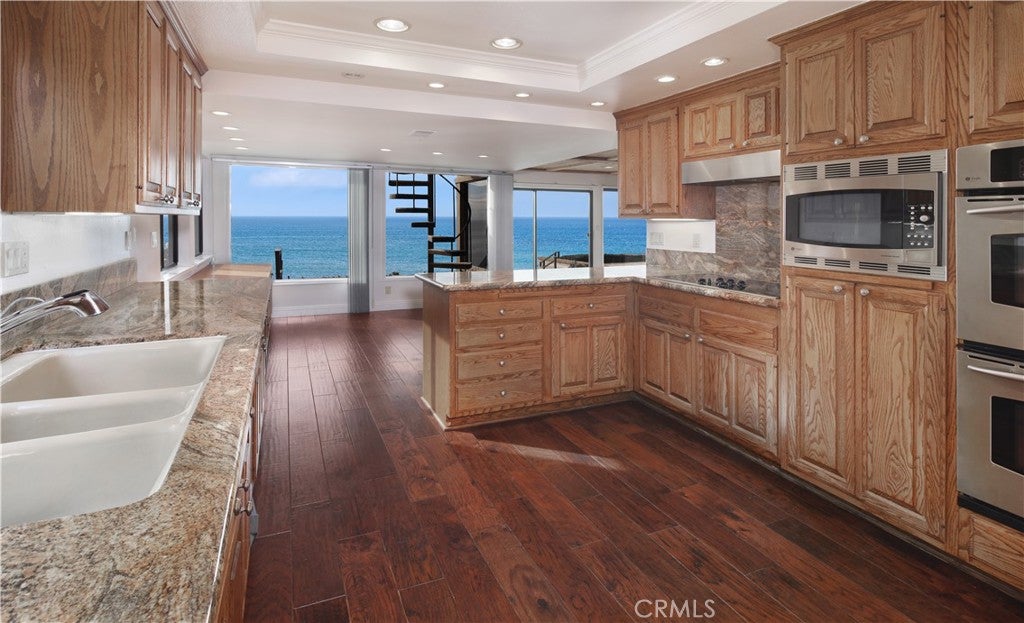 4 Breakers, Dana Point CA 92629 - Photo 14