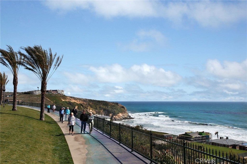4 Breakers, Dana Point CA 92629 - Photo 46