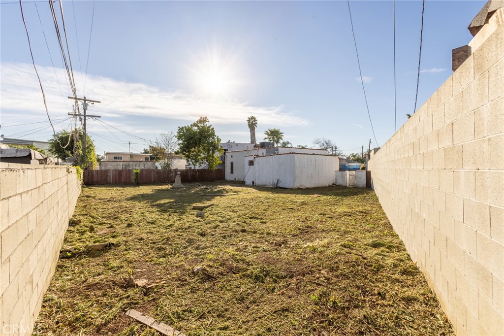 1614 S Highland Avenue