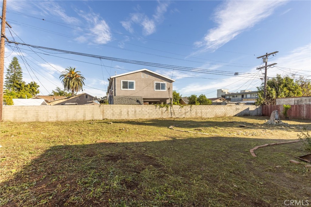 1614 S Highland Avenue