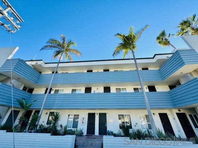 Discover the epitome of coastal living in this fully furnished top-floor studio, ideally situated in the heart of La Jolla. Just two blocks from Wind & Sea beach and within easy reach of Bird Rock and the Village, this penthouse boasts an unbeatable location. Immerse yourself in a recently remodeled space featuring a new kitchen with high-end appliances, granite countertops, in-unit washer/dryer, a fresh bathroom, and new floors. The entire residence has been tastefully painted, creating a harmonious blend of style and comfort. Step outside to embrace the Southern California lifestyle, with sandy beaches, vibrant neighborhoods, and cultural richness at your fingertips. This studio is not just a rental; it's an invitation to experience the luxury, convenience, and charm that La Jolla living has to offer.