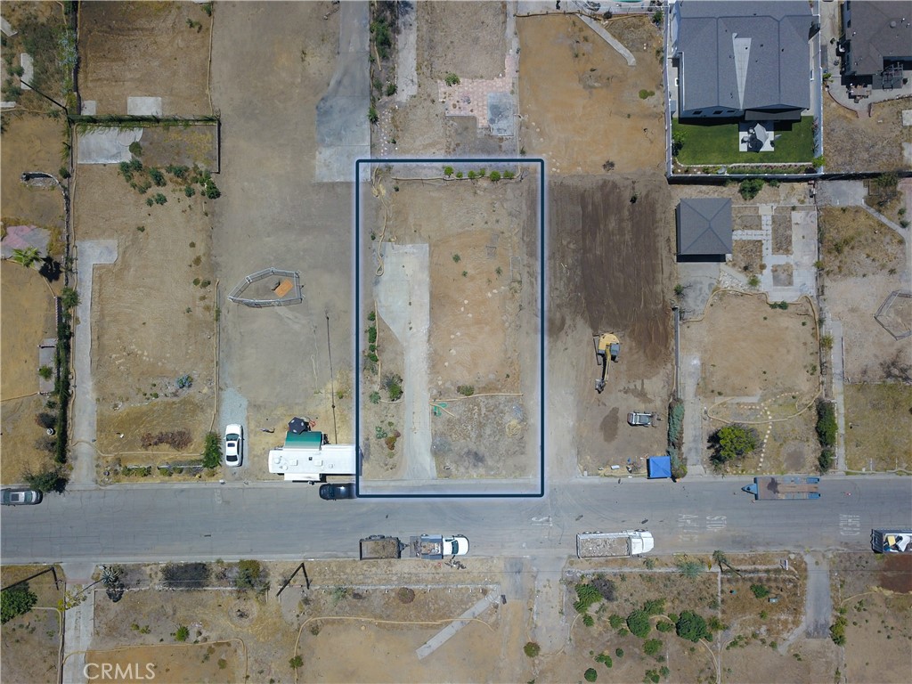 284 W Las Flores Drive