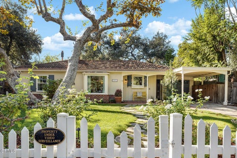 Photo of 4923 Del Monte Road, La Canada Flintridge, CA 91011 (MLS # P1-29443)