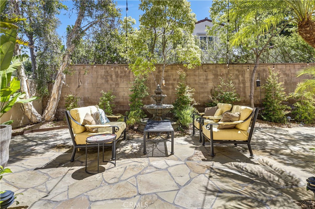 86 Canyoncrest
